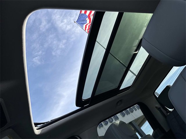 Used 2022 Toyota Tundra Limited image 18