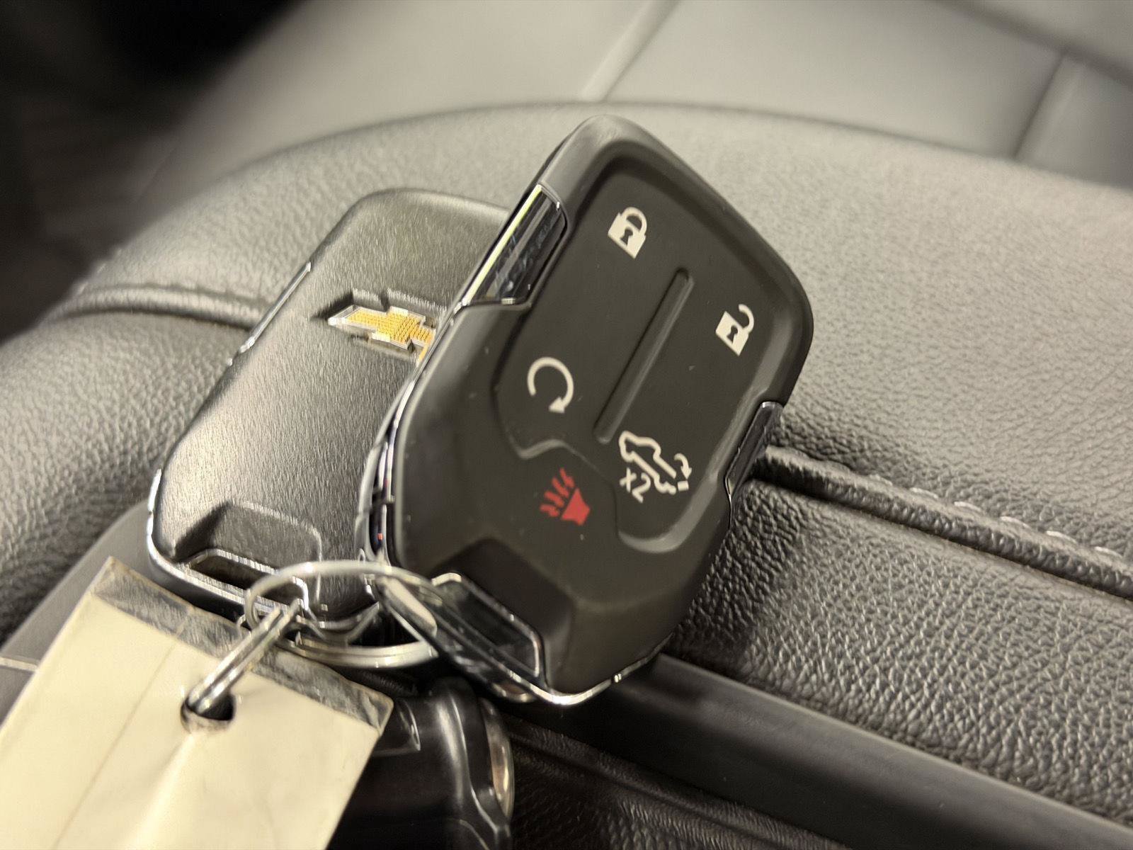 Used 2020 Chevrolet Silverado 1500 RST AWD/4WD image 38
