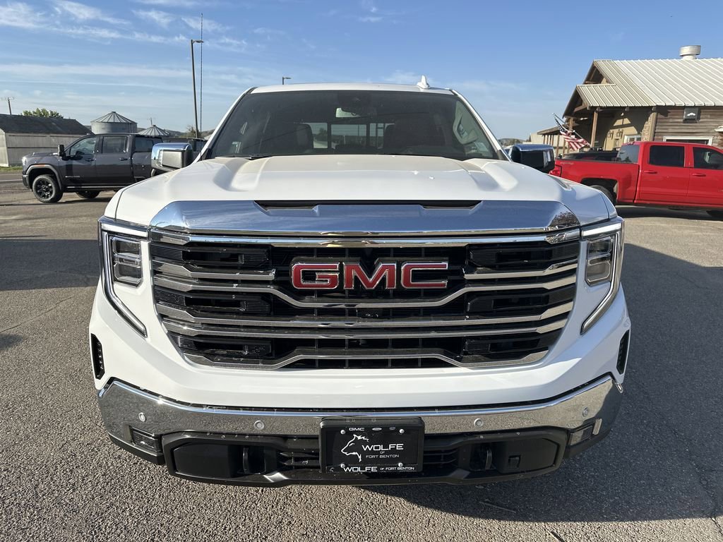 New 2026 GMC Sierra 1500 SLT w/ SLT Premium Plus Package image 2