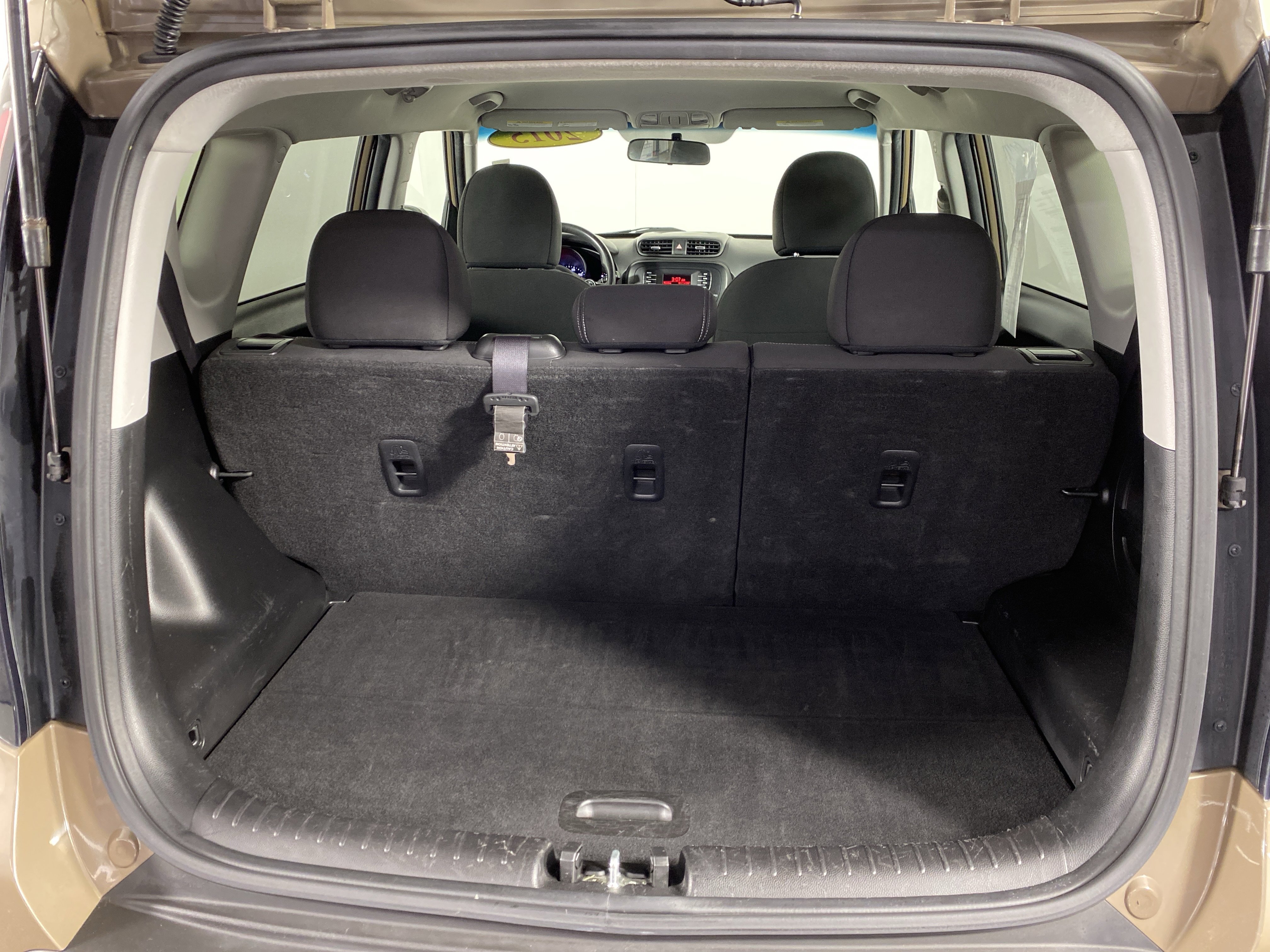 Used 2015 Kia Soul FWD image 27