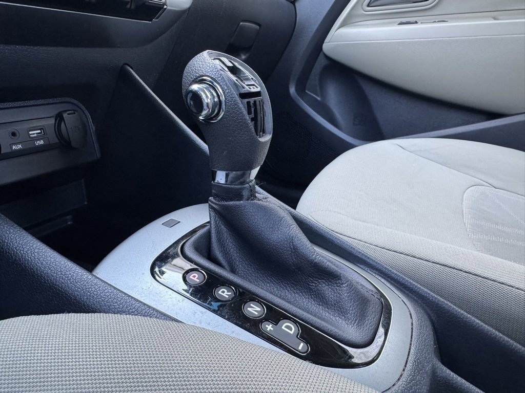 Used 2016 Kia Rio LX image 25