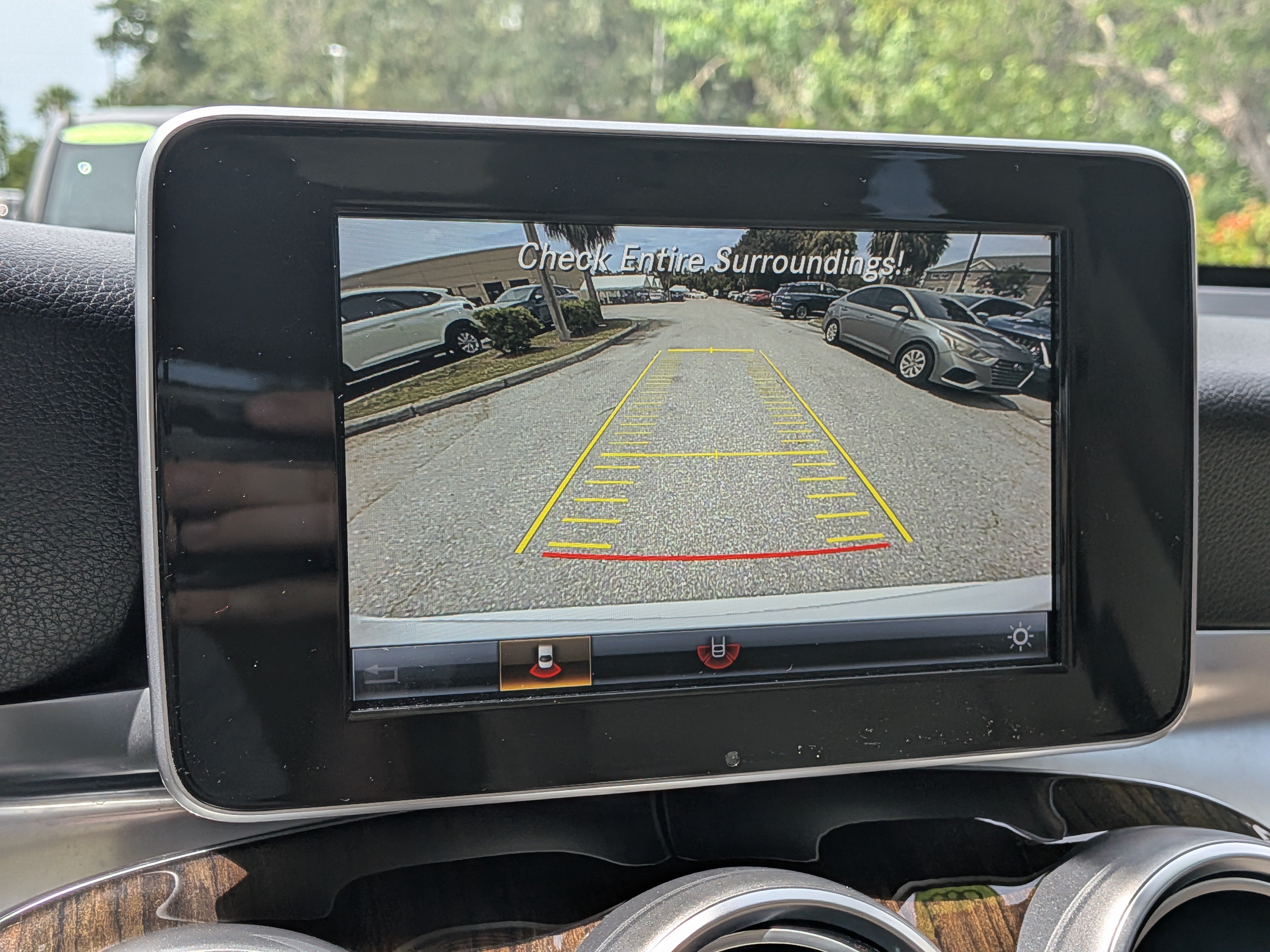 Used 2018 Mercedes-Benz GLC 300 image 32