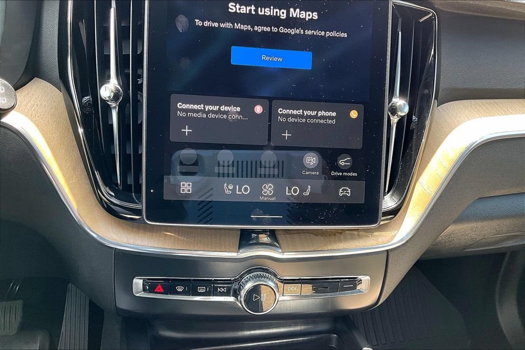 Certified 2026 Volvo XC60 B5 Plus AWD/4WD image 41