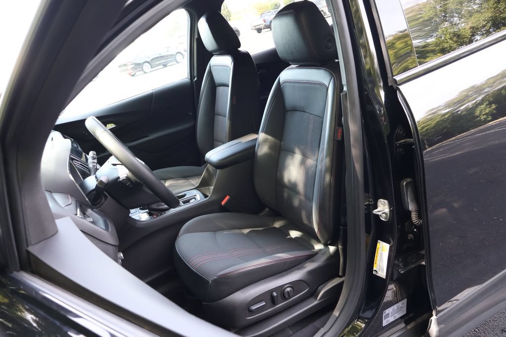 Certified 2024 Chevrolet Equinox RS AWD/4WD image 33