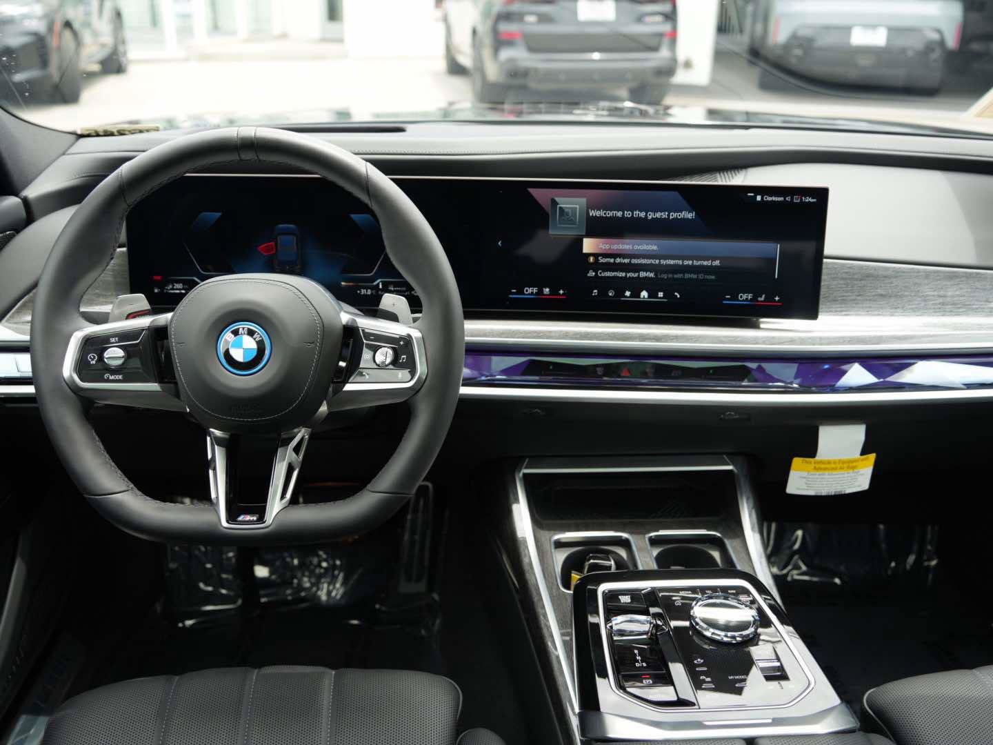 Used 2026 BMW 750e xDrive w/ Premium Package AWD/4WD image 6