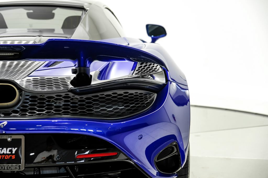 Used 2026 McLaren 750S Spider RWD image 50
