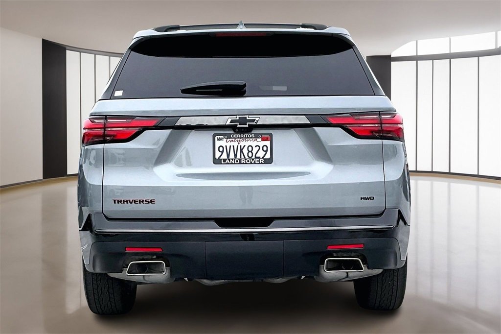 Used 2023 Chevrolet Traverse Premier w/ Redline Edition image 5