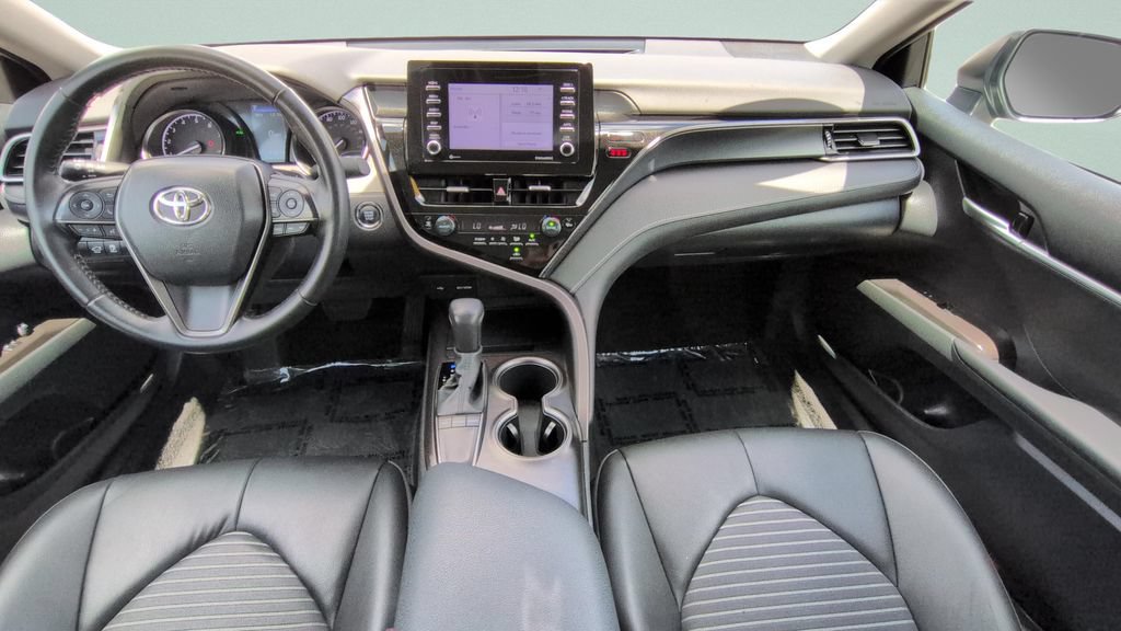 Used 2023 Toyota Camry SE w/ Convenience Package FWD image 10