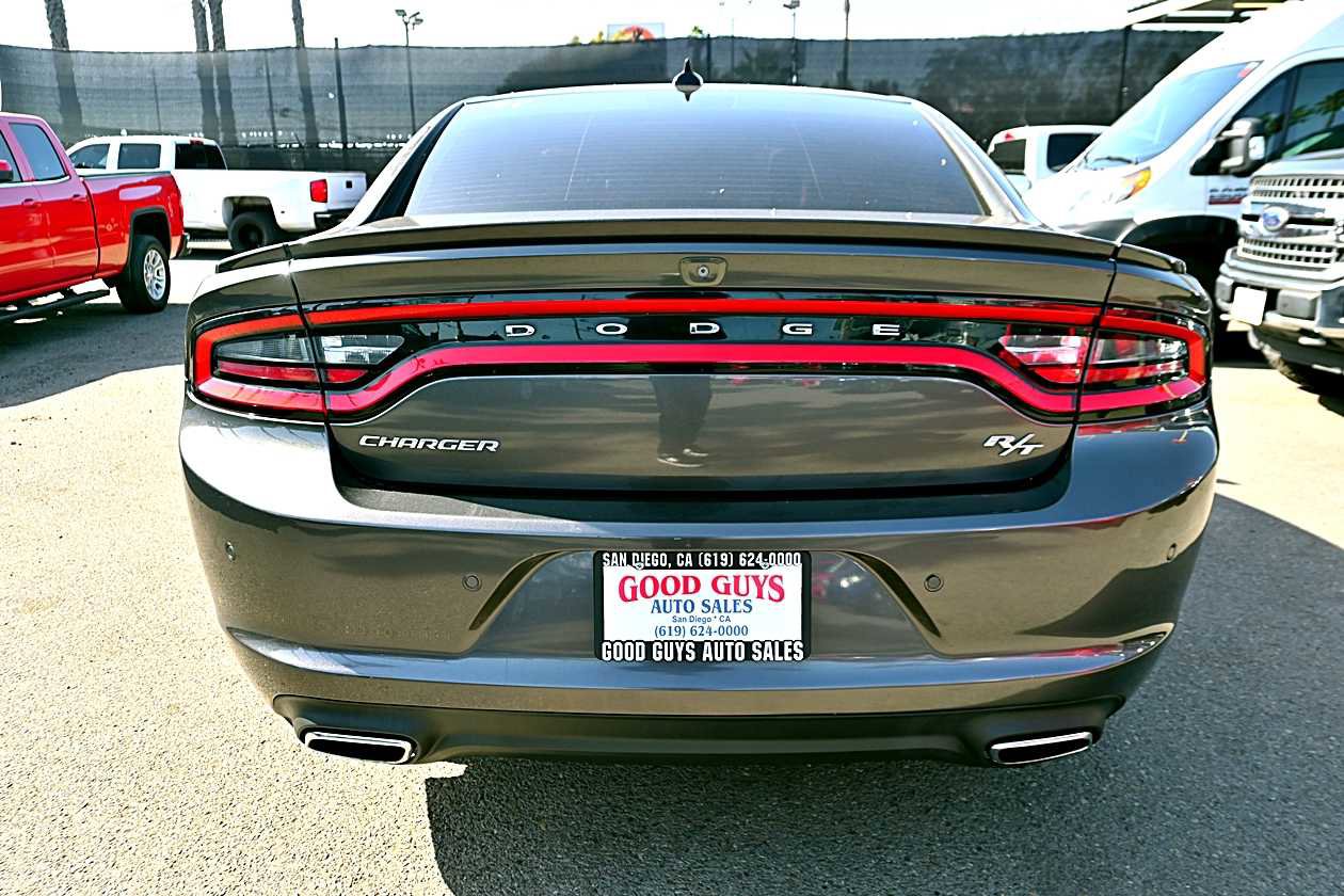 Used 2015 Dodge Charger R/T w/ Plus Group RWD image 6