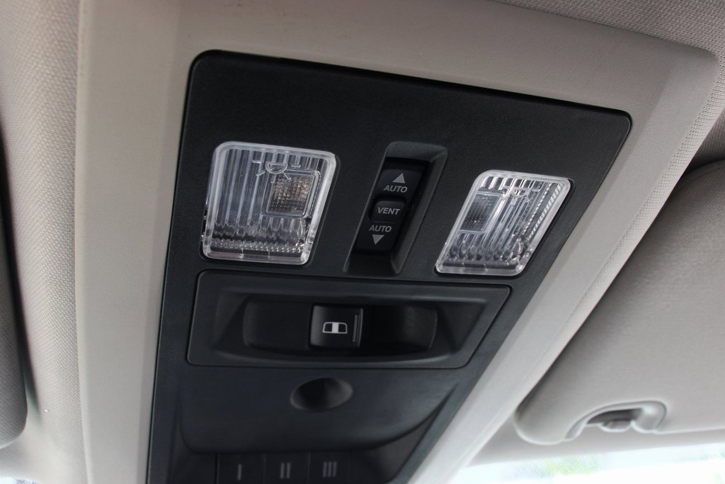 Used 2016 RAM 1500 Laramie Longhorn w/ Convenience Group image 26