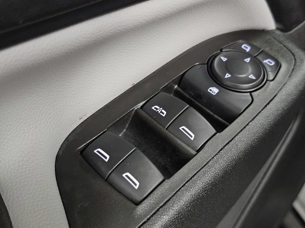 Used 2024 Chevrolet Equinox LS FWD image 27