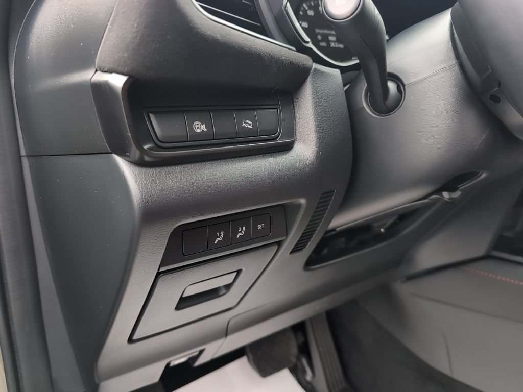 Certified 2025 MAZDA CX-30 Carbon AWD/4WD image 15