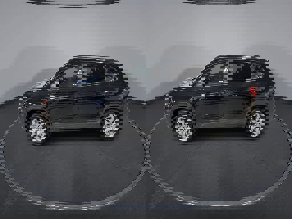 Used 2023 Volkswagen Taos S AWD/4WD image 5