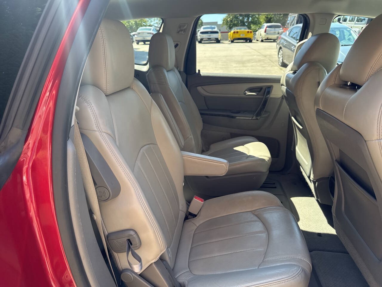 Used 2014 Chevrolet Traverse LTZ AWD/4WD image 17
