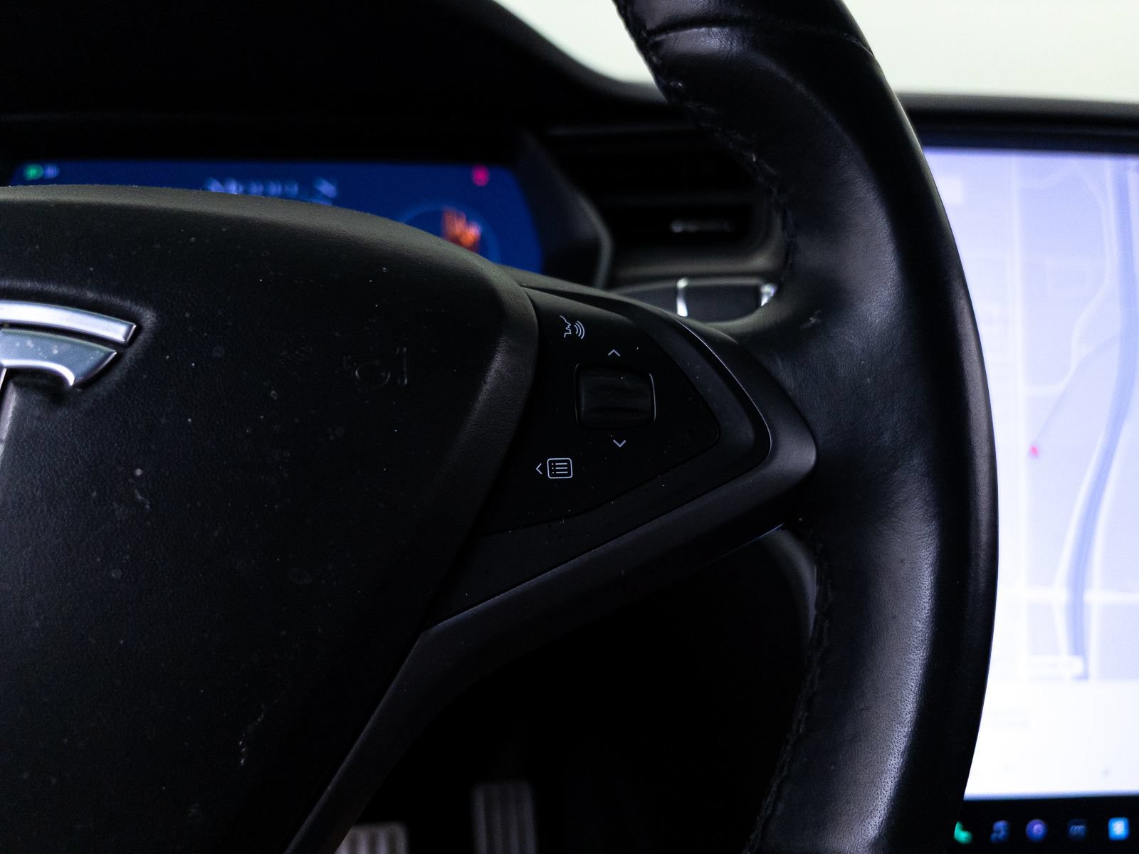 Used 2020 Tesla Model X Performance AWD/4WD image 31