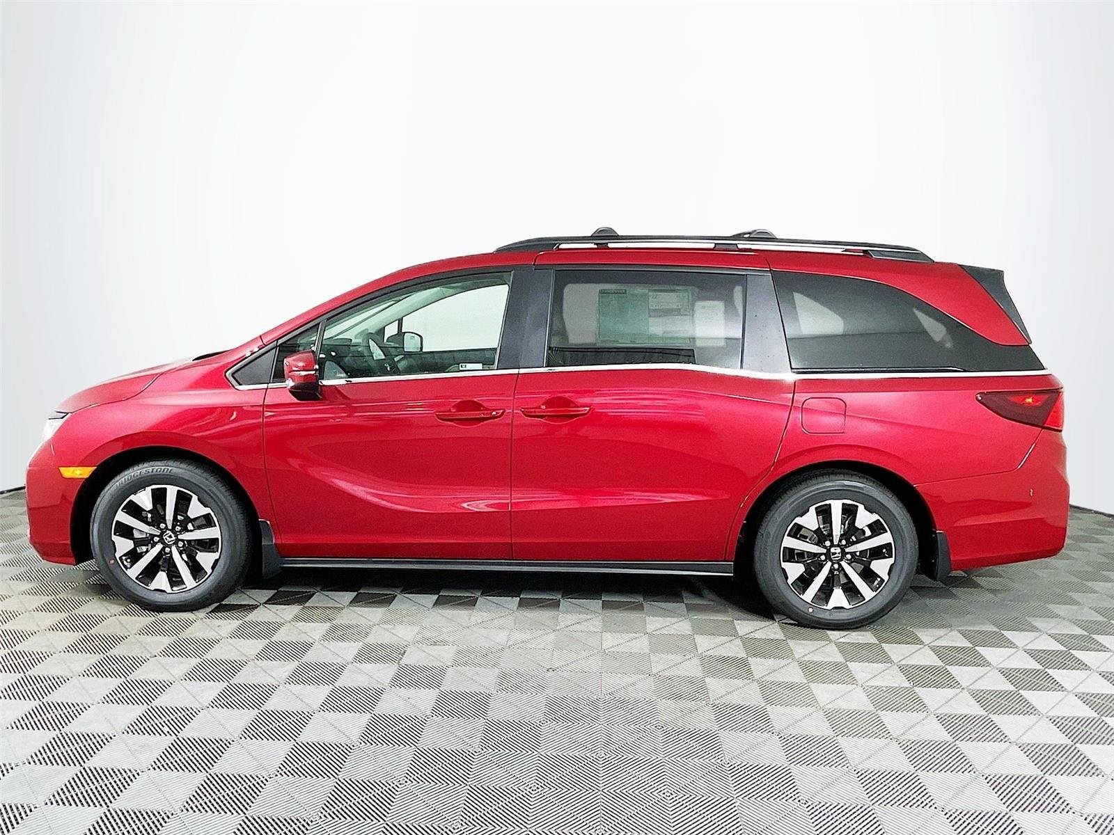 New 2026 Honda Odyssey EX-L image 4