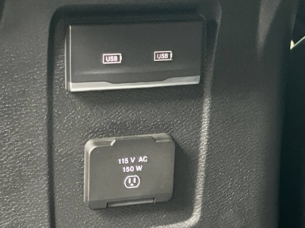 New 2025 Jeep Wrangler Unlimited Sahara AWD/4WD image 23