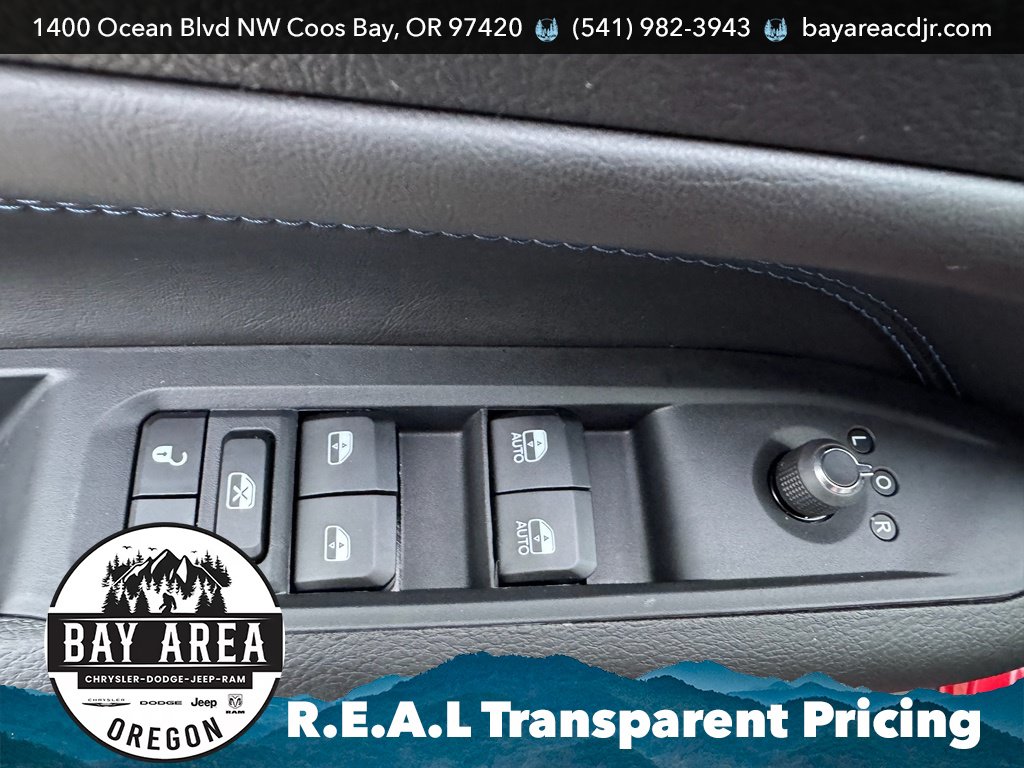 New 2026 Jeep Compass Limited w/ Sun, Sound & Navigation Group AWD/4WD image 11