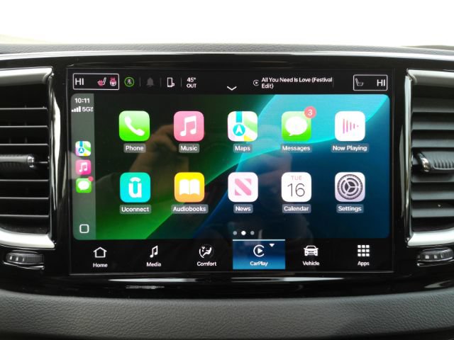 Used 2024 Chrysler Pacifica Touring-L FWD image 10