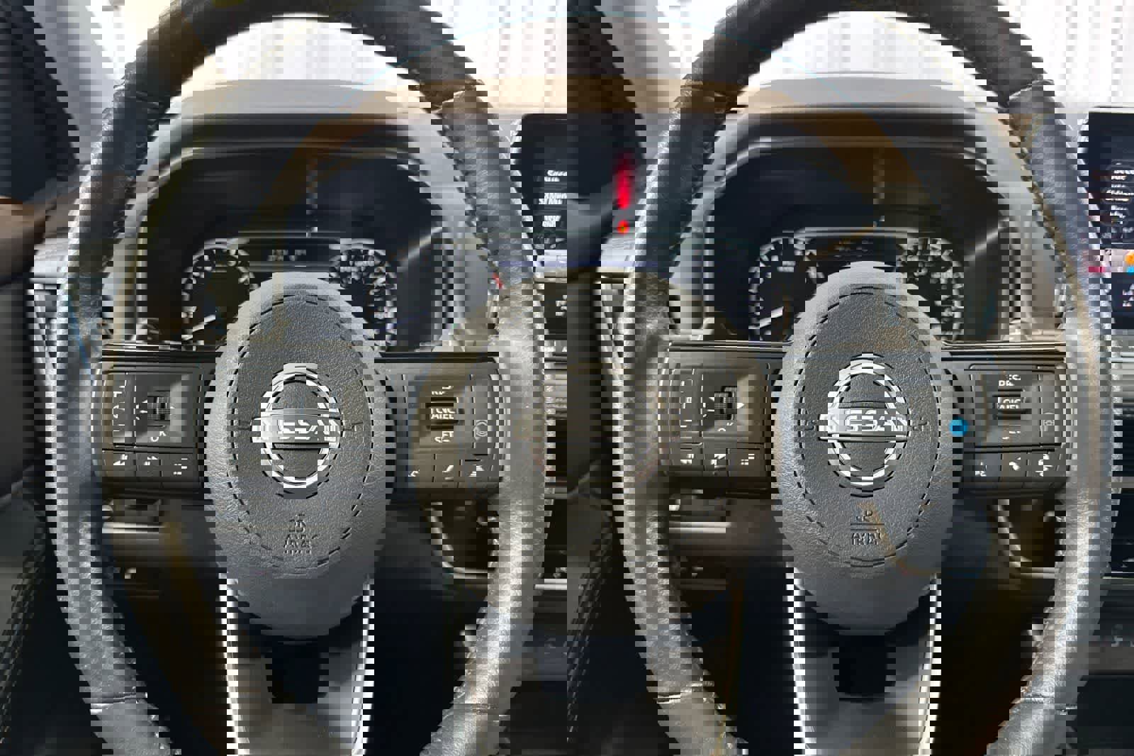 Certified 2023 Nissan Rogue SV w/ SV Premium B Package image 25