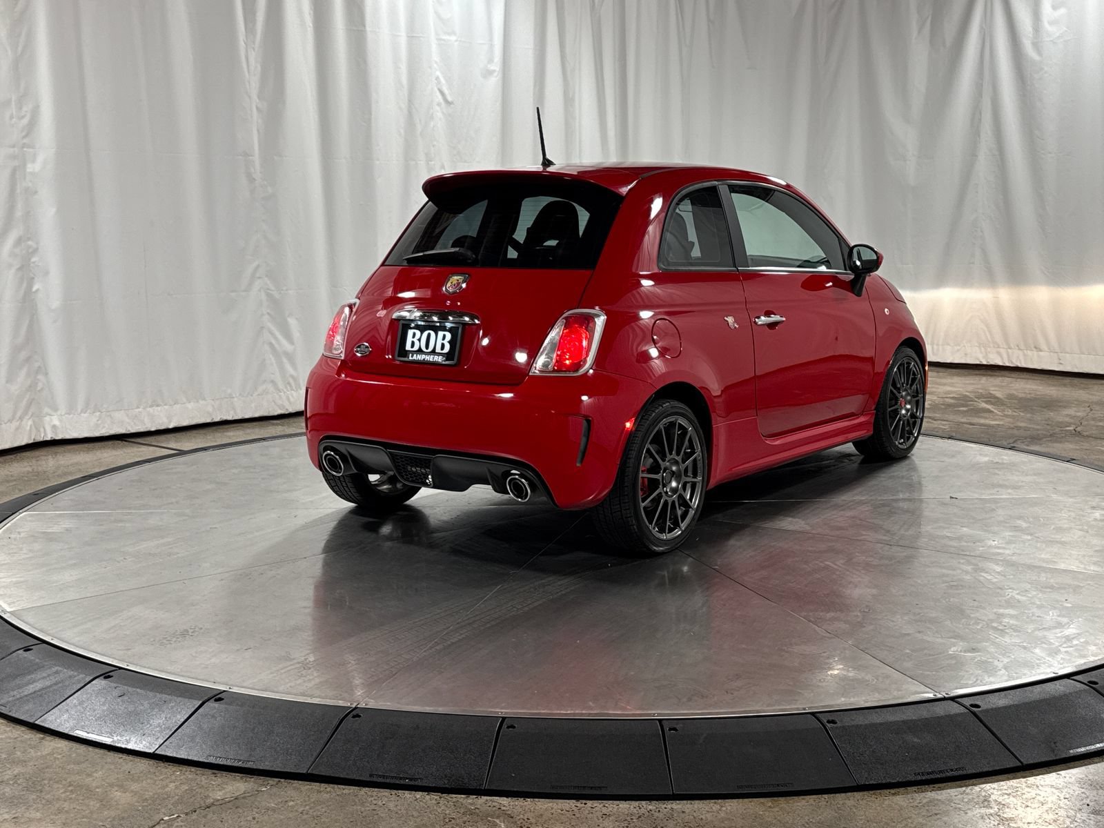Used 2015 FIAT 500 Abarth FWD image 8