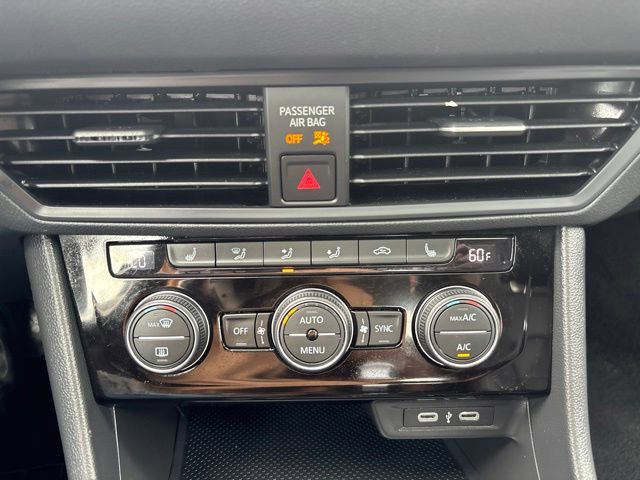 Used 2024 Volkswagen Jetta SE FWD image 27