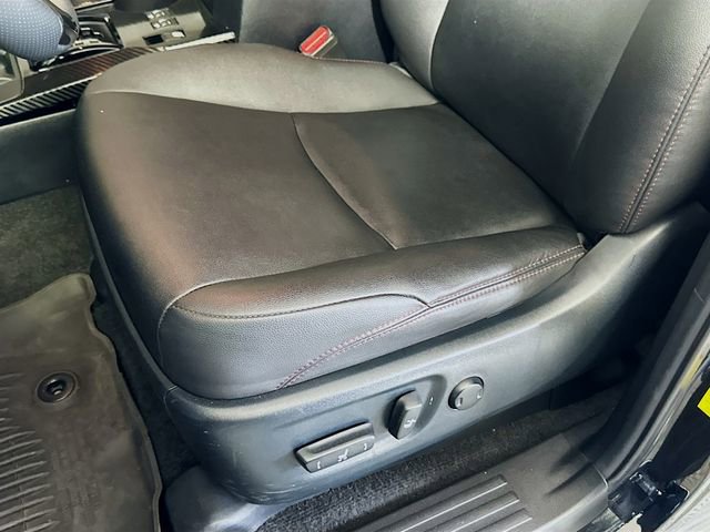 Used 2021 Toyota 4Runner Venture w/ Moonroof Package image 22