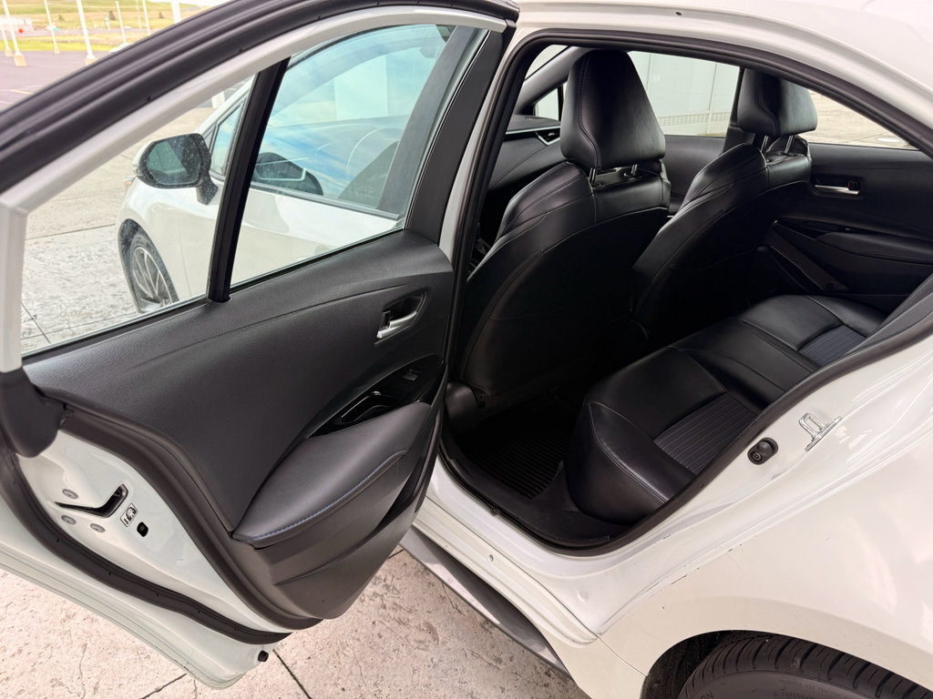 Used 2020 Toyota Corolla XSE image 20