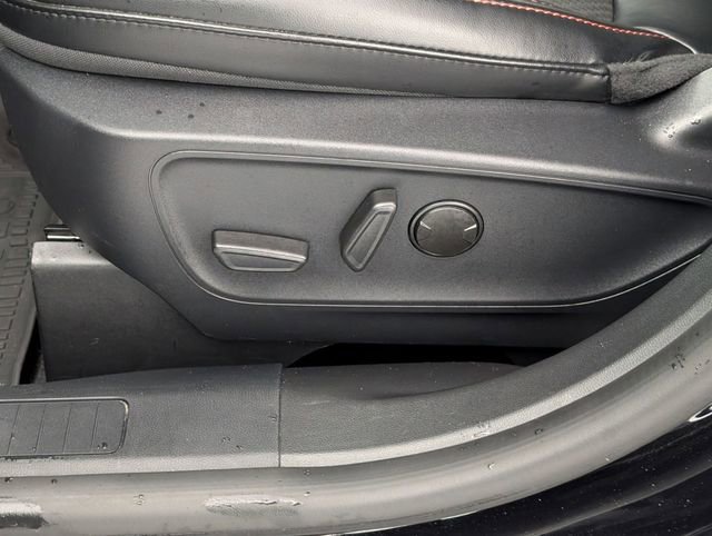 Used 2024 Ford Escape ST-Line Select w/ Tech Pack #2 image 15