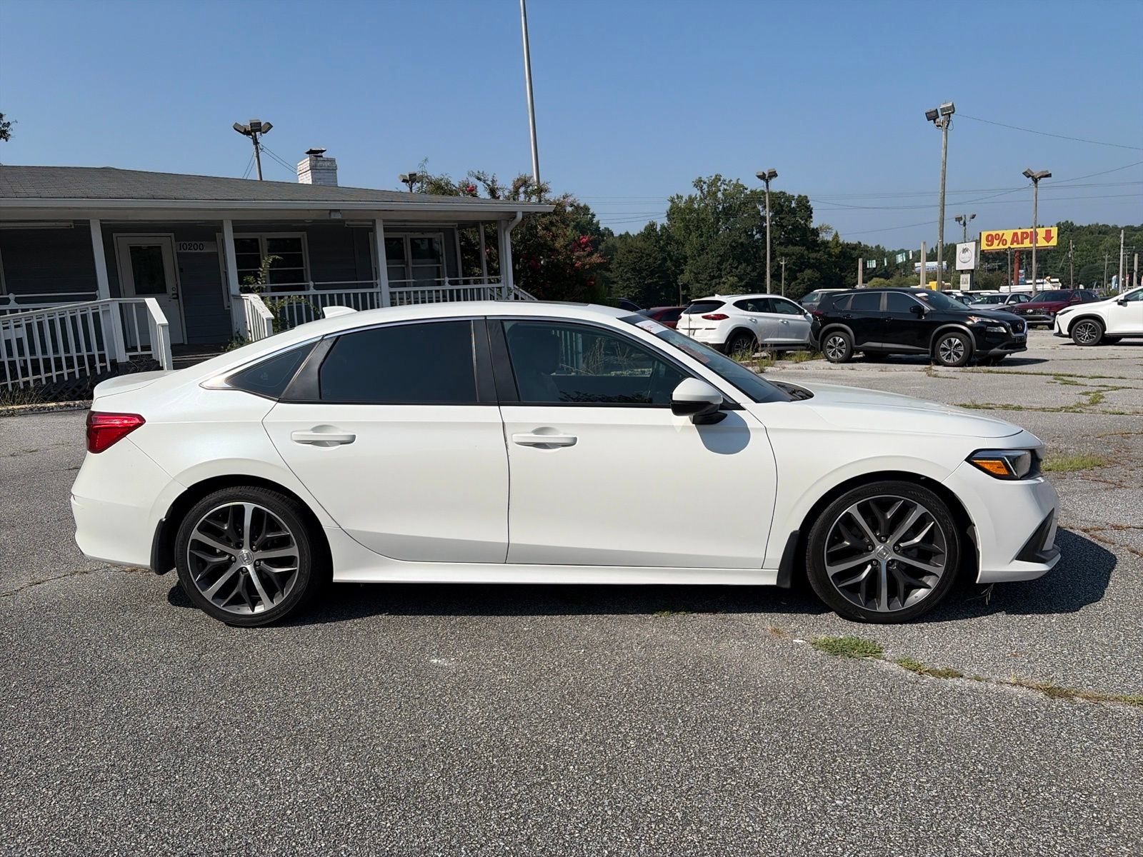 Used 2022 Honda Civic Touring image 7