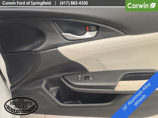 Used 2019 Honda Insight EX image 11