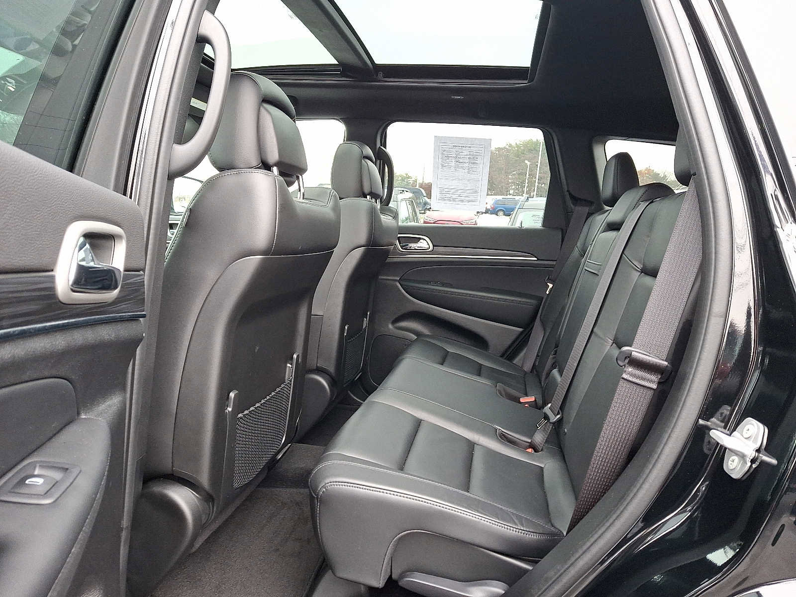 Used 2022 Jeep Grand Cherokee Limited image 10