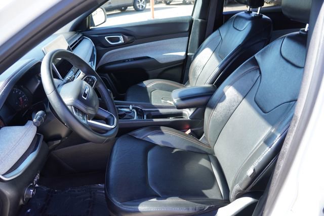 Certified 2023 Jeep Compass Latitude AWD/4WD image 15