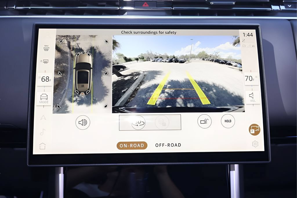 New 2026 Land Rover Range Rover SE AWD/4WD image 24