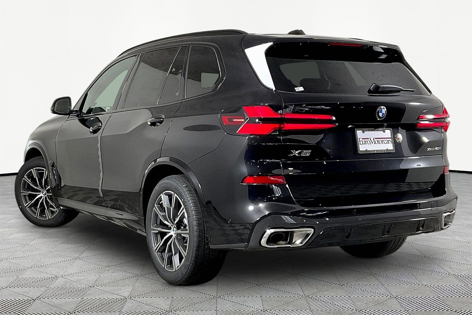 New 2026 BMW X5 xDrive40i AWD/4WD image 5