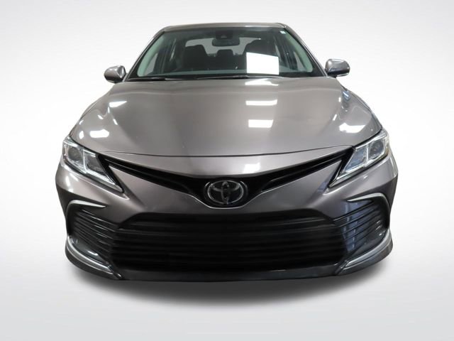 Used 2024 Toyota Camry LE w/ Convenience Package FWD image 9