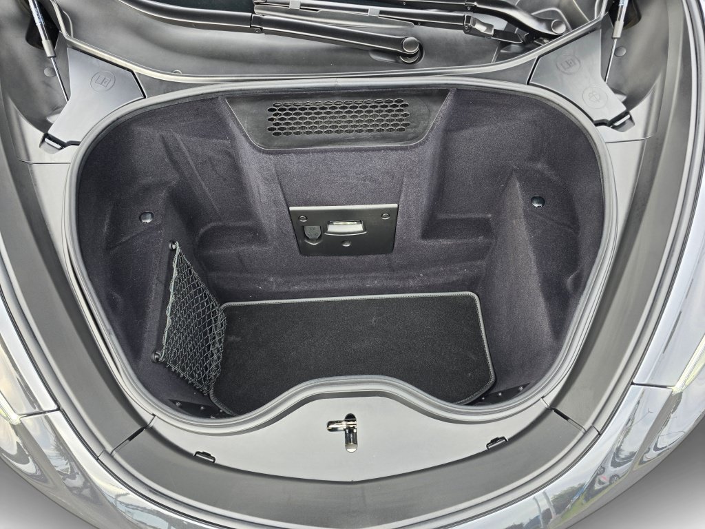 Used 2022 McLaren GT RWD image 11