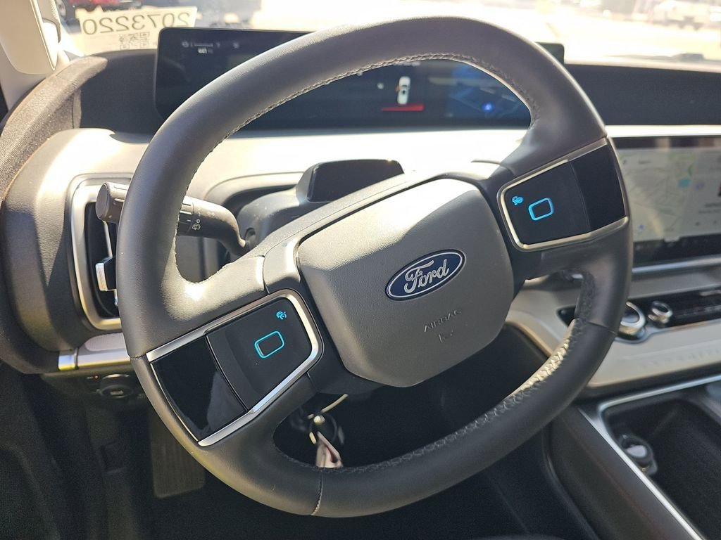 Used 2025 Ford Expedition Max Active image 14