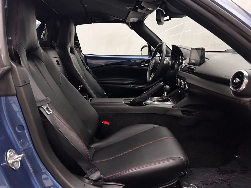 Used 2019 MAZDA MX-5 Miata RF Grand Touring w/ GT-S Package RWD image 13