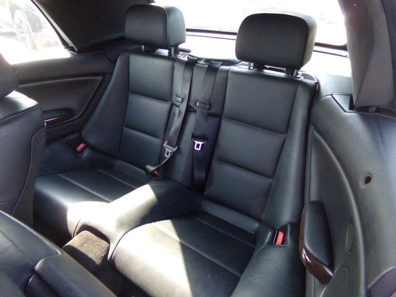 Used 2004 BMW 330Ci Convertible RWD image 17