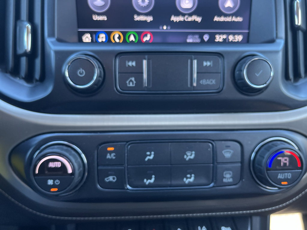 Used 2022 GMC Canyon Denali image 21