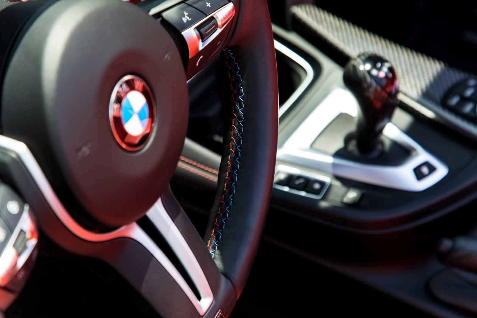 Used 2016 BMW M4 Convertible image 42