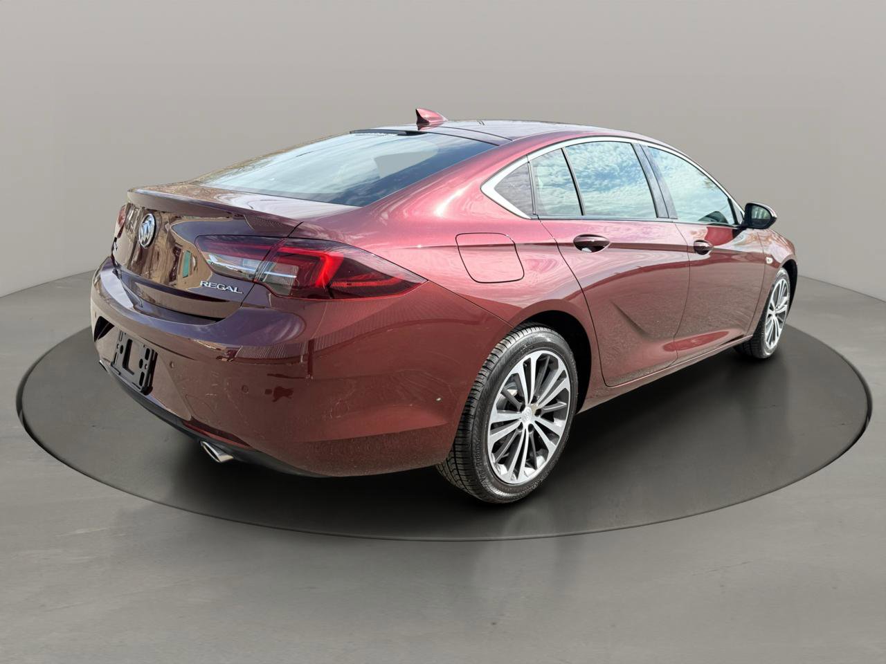 Used 2018 Buick Regal Essence w/ Driver Confidence Package #1 image 6