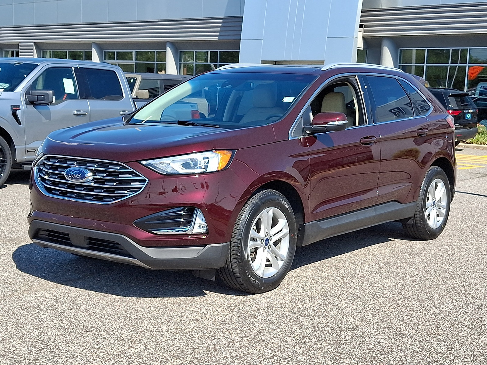 Certified 2020 Ford Edge SEL w/ Convenience Package FWD image 5
