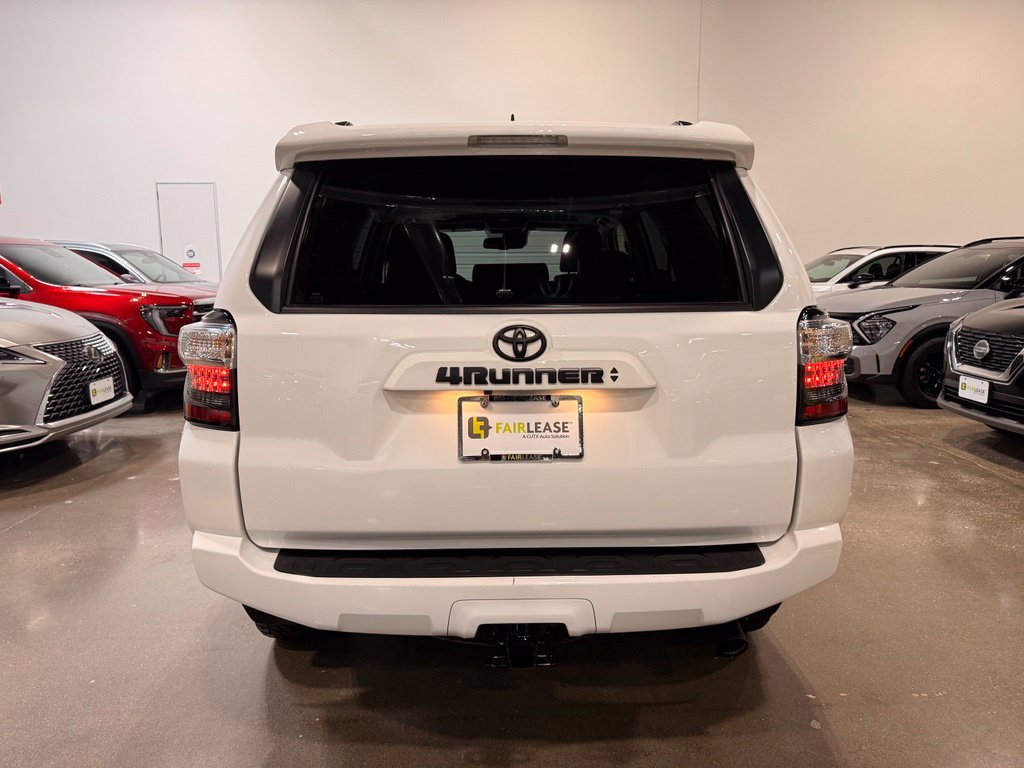 Used 2024 Toyota 4Runner SR5 Premium w/ Moonroof Package AWD/4WD image 6