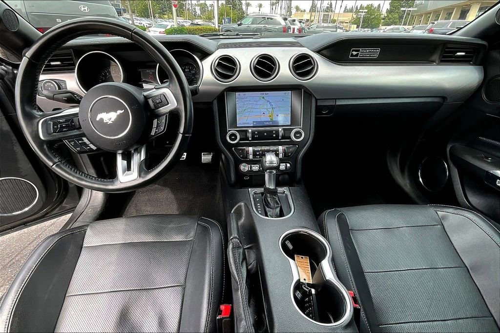 Used 2020 Ford Mustang Premium image 11