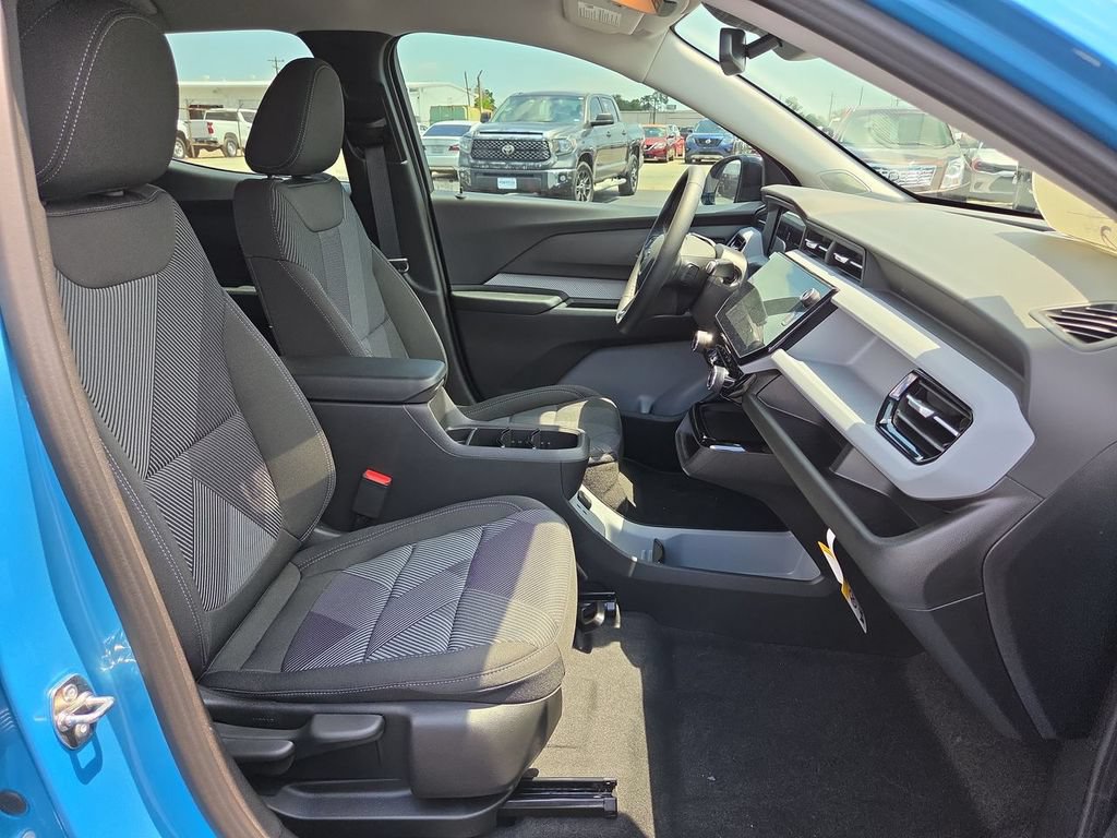 New 2027 Chevrolet Bolt LT w/ Comfort Package FWD image 18