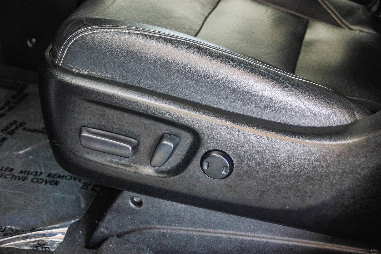 Used 2020 Toyota Sienna SE w/ Carpet Mat Package image 23