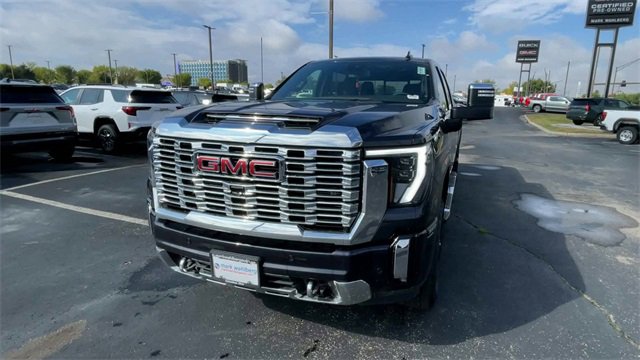 New 2025 GMC Sierra 2500 Denali image 5
