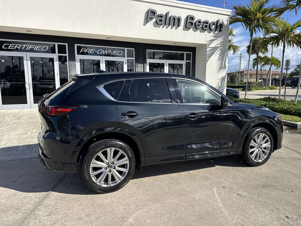 Used 2023 MAZDA CX-5 Signature AWD/4WD image 4